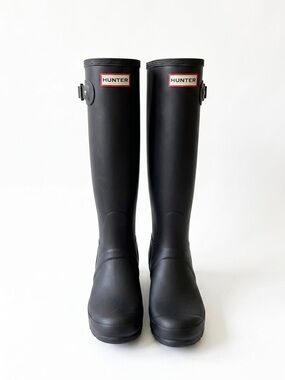 Hunter Original Tall Rain Boots - Matte Black 🖤 Worn Once